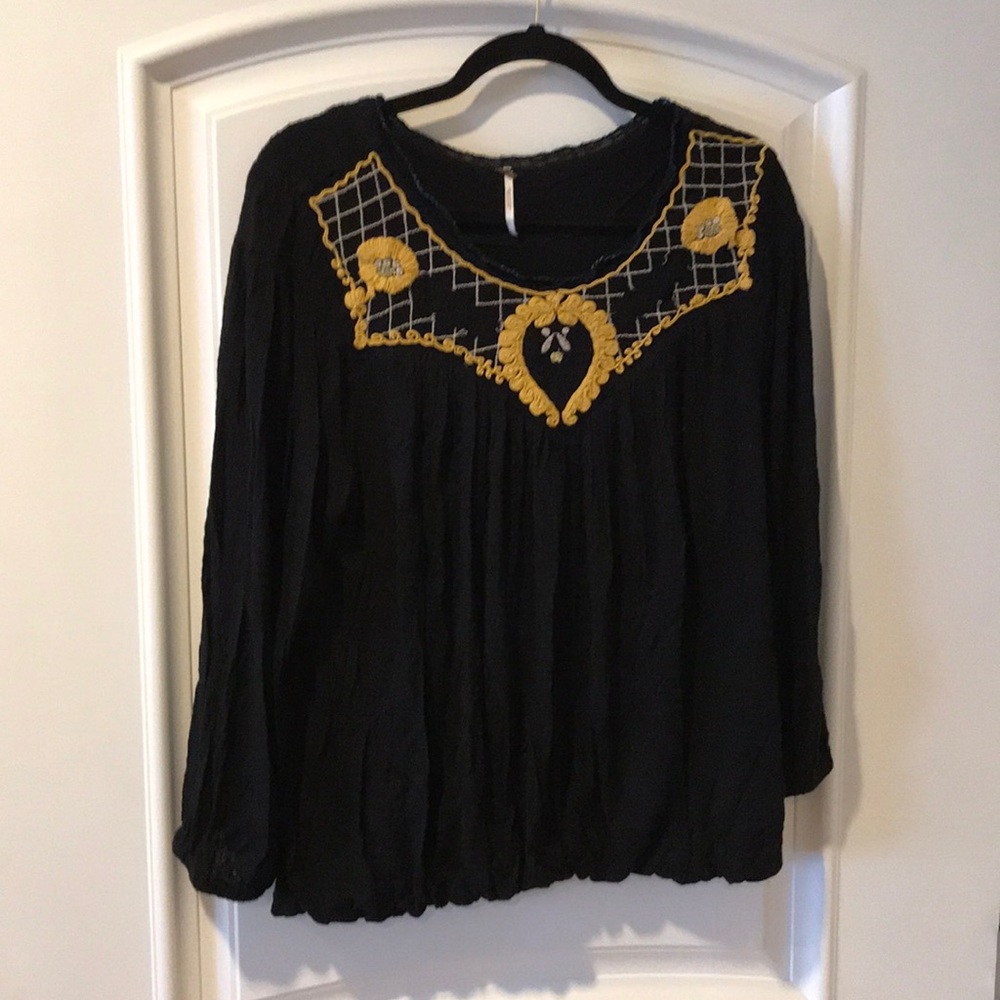 Authentic FREE PEOPLE BEAUTIFUL TUNIC SIZE L/G